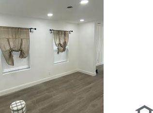 352 W 118th St #1, Chicago, IL