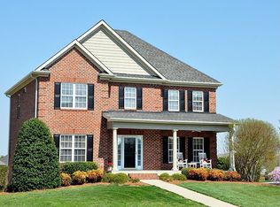 557 N Hiddenbrooke Dr, Advance, NC 27006