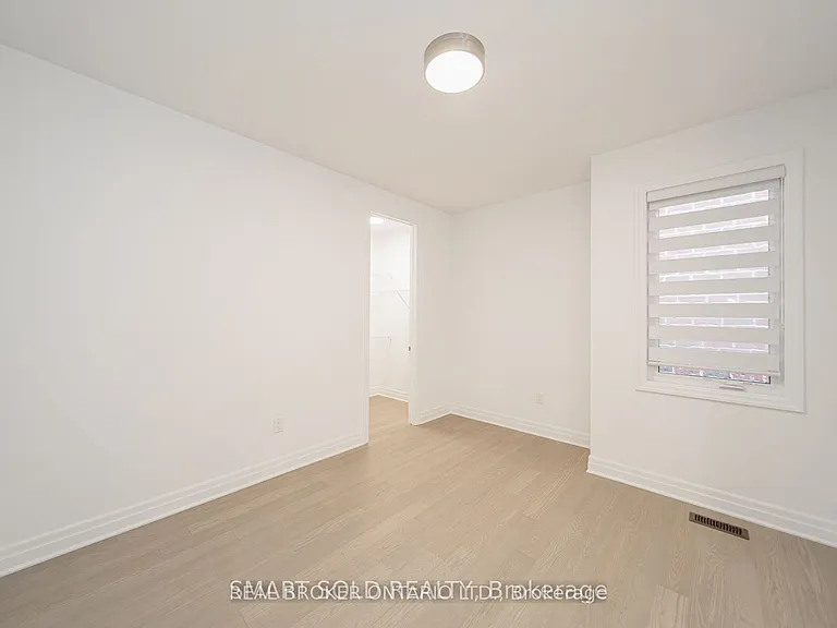 6 Azure Dr — Photo 20