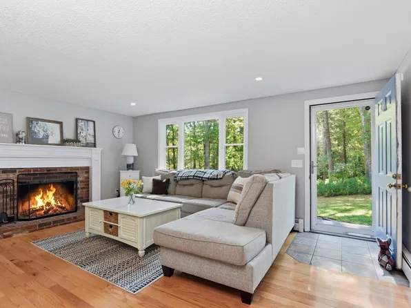 47 Vaughan St, Middleboro, MA 02346