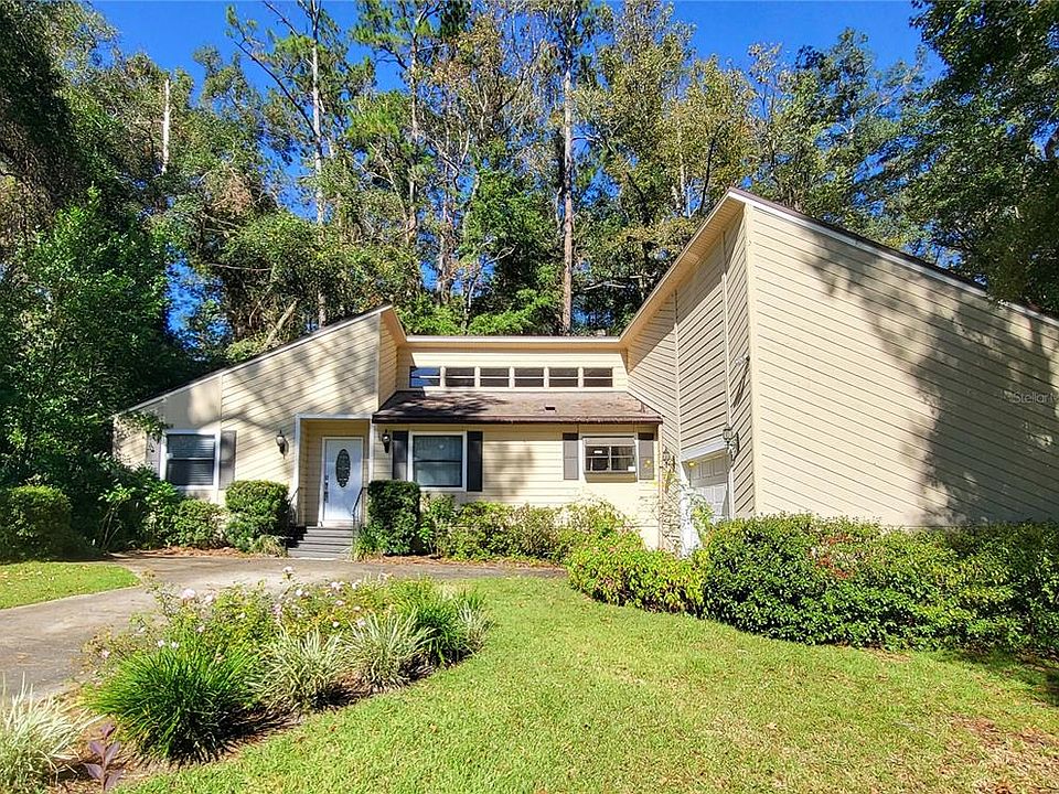 1st image of 3810 NW 9th Pl