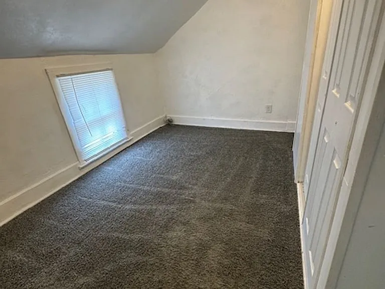 102 2nd Ave NW — Photo 9