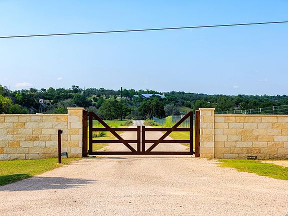 2nd image of 481 Living Water Ranch Rd.