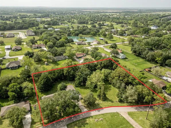 3804 Shady St, Santa Fe, TX 77517
