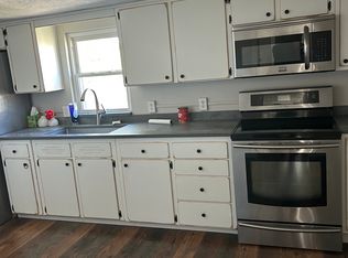 617 W Jefferson Ave #B, Sisters, OR 97759
