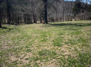 400 Hill Side Rd, De Soto, MO 63020