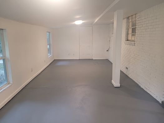 5th image of 4020 Ponderosa Dr