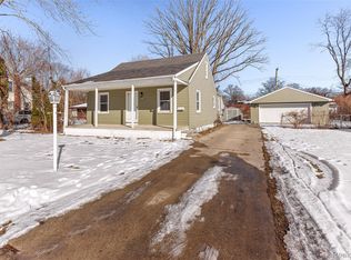 4429 Croissant St, Dearborn Heights, MI 48125