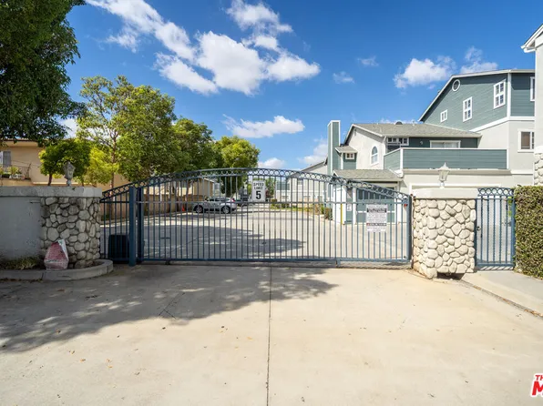 7411 Western Bay Dr, Buena Park, CA 90621