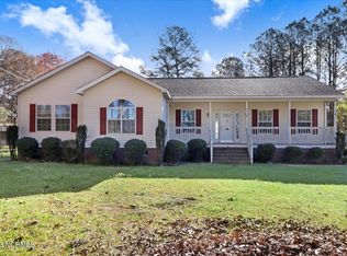 2118 N Beston Rd, La Grange, NC 28551
