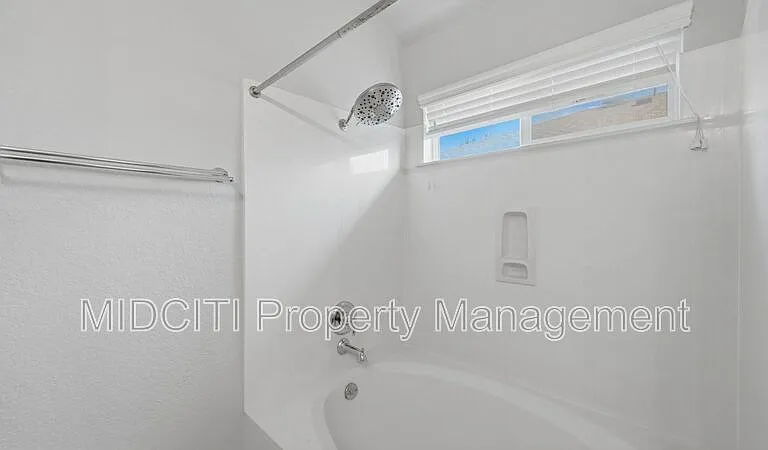 3414 Zachary St — Photo 22