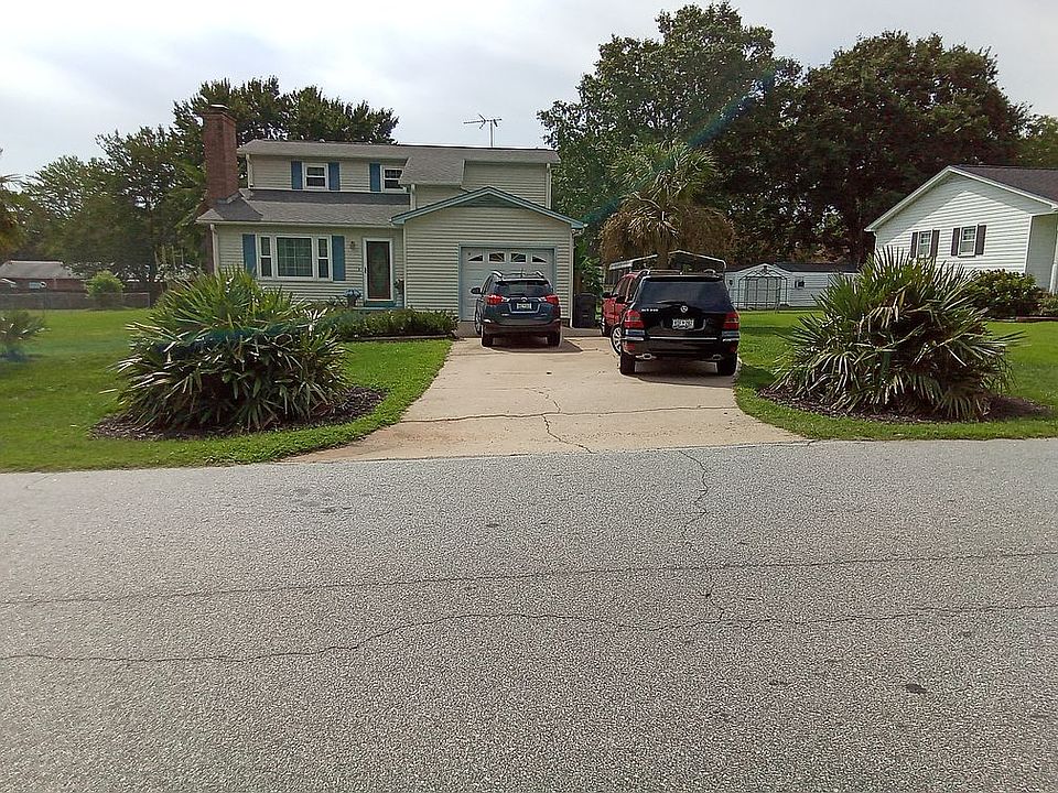 1st image of 22 Cherrylane Dr