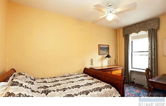 2nd image of 46 Saint Marks Pl APT 5