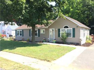 38 Woodland St, Plainville, CT 06062