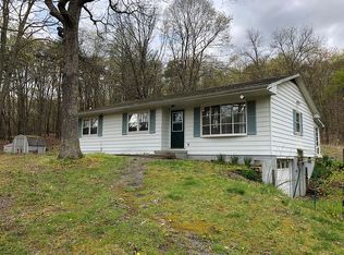 9980 Cacapon Rd, Great Cacapon, WV 25422