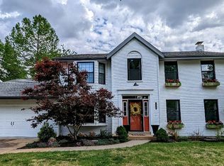 7028 Chalkstone Rd, Saint Louis, MO 63129
