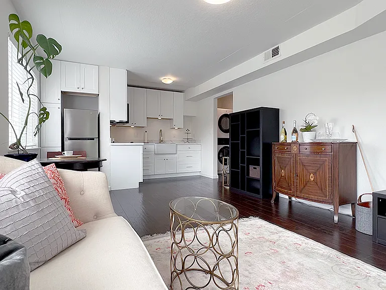 416 B St #B — Photo 2