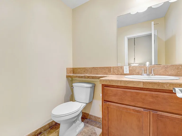 15612 Van Ness Ave #8 — Photo 7