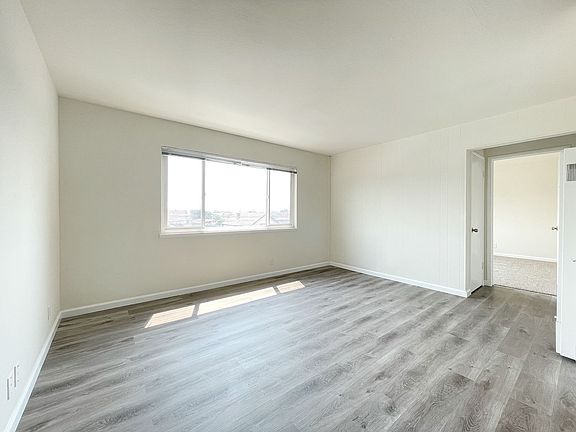 5th image of 1515 38th Ave APT 9
