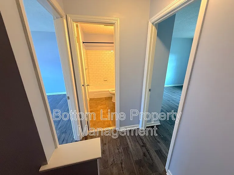 4633 Old Lantern Way — Photo 8