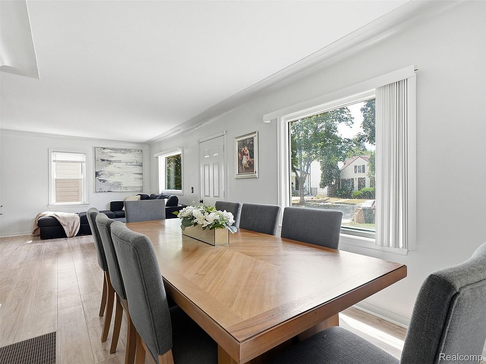 3358 Cummings Ave, photo 6