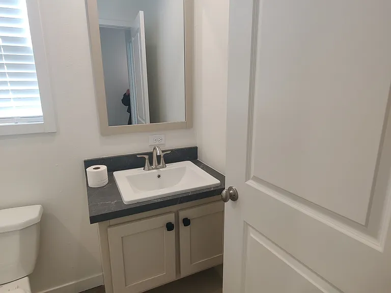 330B Kathleen St — Photo 18