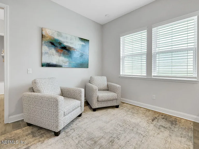 102 Seabrook Dr — Photo 58