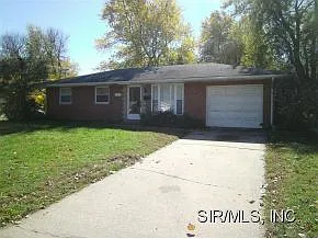 101 E Jackson St photo 1