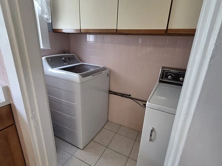 18 Weld Hill St #2 — Photo 14