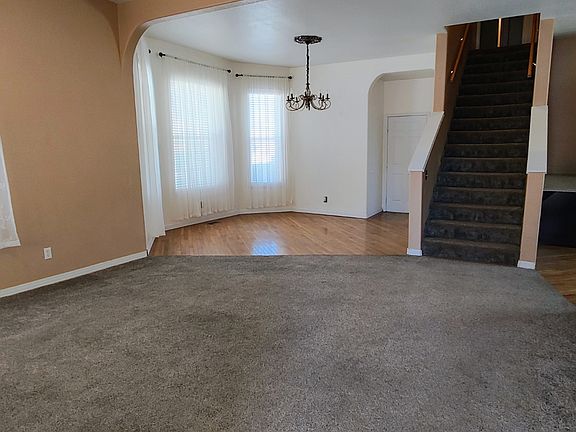 3rd image of 805 Walnut Ave