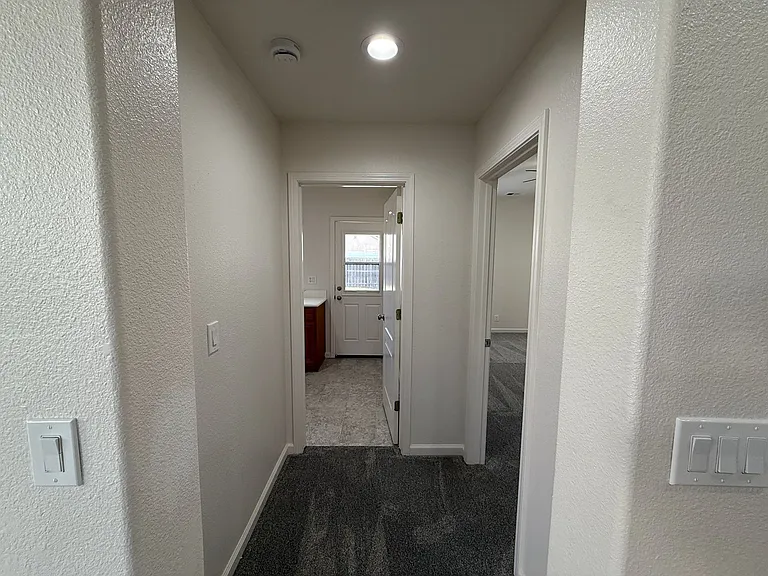 1836 Encina Ave — Photo 28