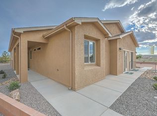 1854 Goldenflare Loop NE, Rio Rancho, NM 87144