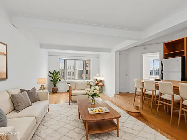 255 Cabrini Boulevard image 1 of 13