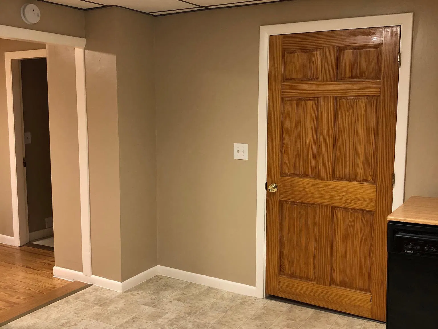 3 bed, $1,700 — Photo 4