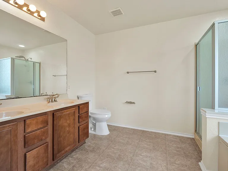 21103 Pearl Harvest — Photo 15