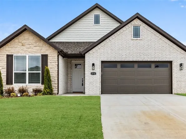 4330 W Huron Loop, Fayetteville, AR 72704