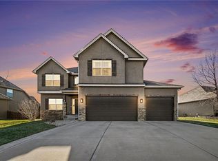 1058 SW Conch Way, Blue Springs, MO 64064