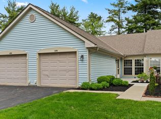 478 Three Oaks Ct, Columbus, OH 43230