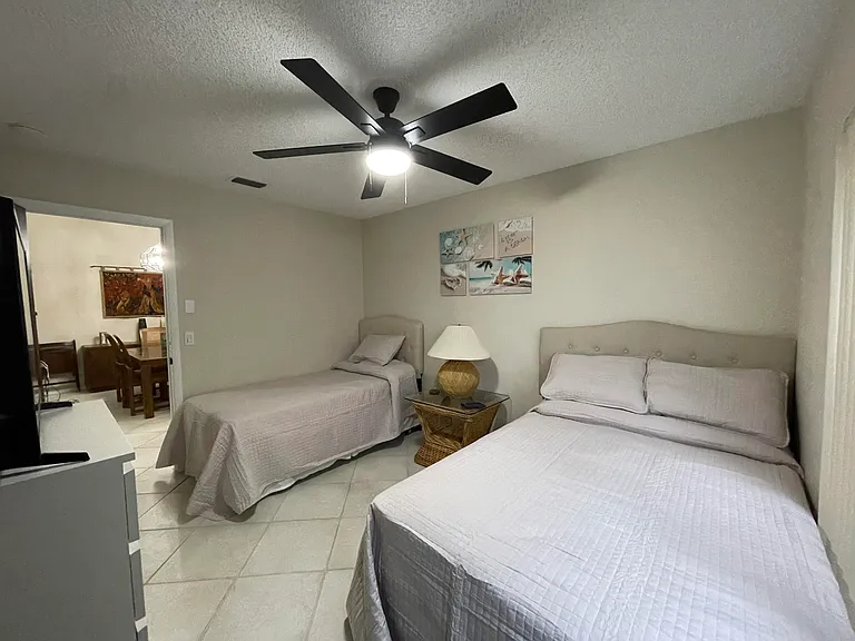 354 SW 28th Ave — Photo 28
