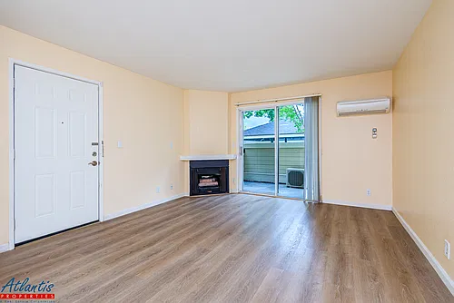 2750 Somerset Park Cir Photo 1 2750 Somerset Park Cir Photo 1