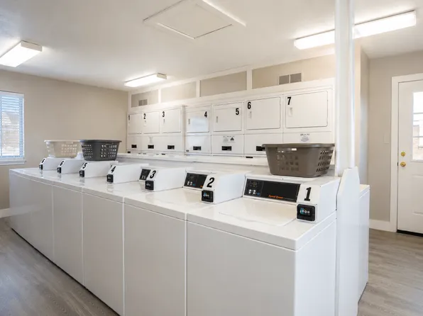 Waterstone Place Apartments
