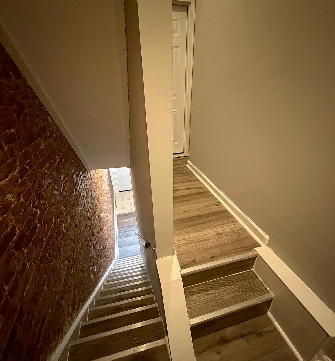 3 bed, 1000 sqft, $1,800 — Photo 3