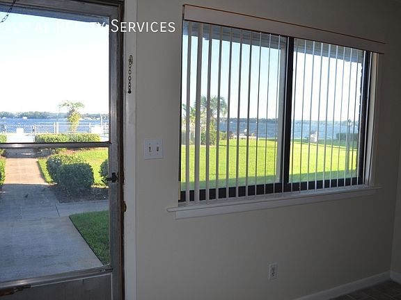 4th image of 726 Eglin Pkwy NE Unit 5B