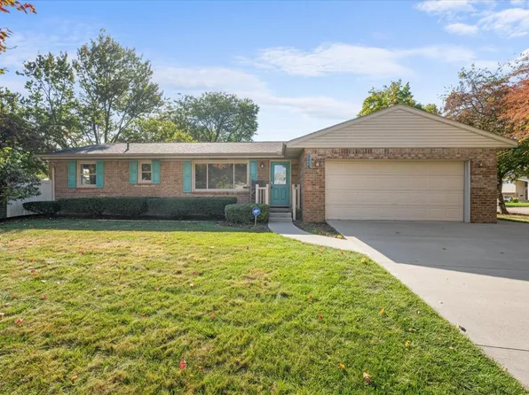1213 Hunt St, Maumee, OH 43537