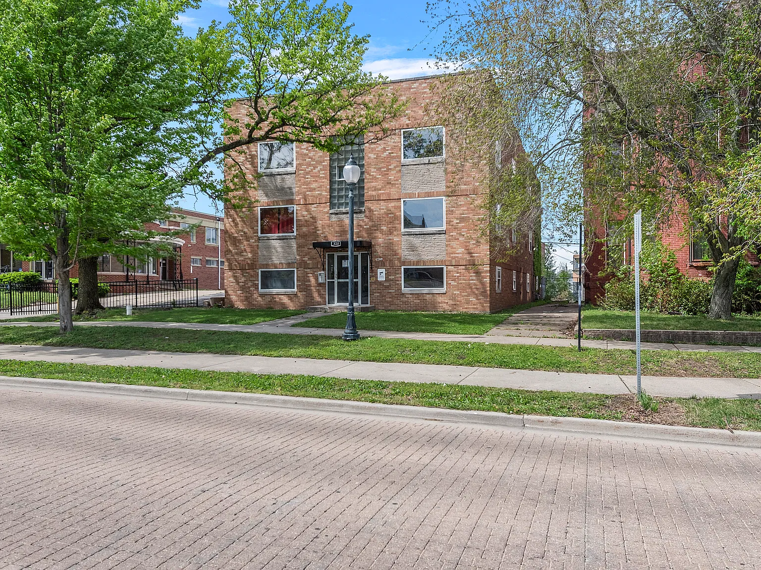1 bed, 600 sqft, $700 — Photo 1