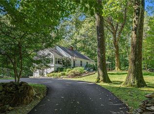 10 Valley Ln, Chappaqua, NY 10514