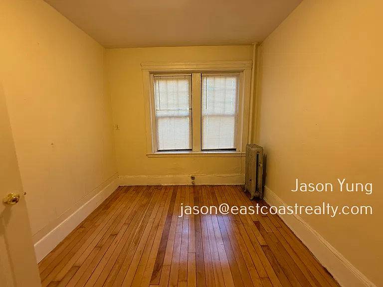 21 Royce Rd #208 — Photo 12