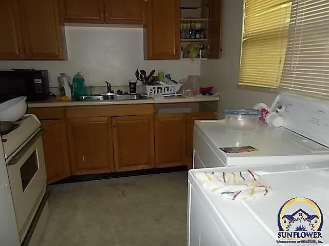 2nd image of 3561 SW Kerry Ave