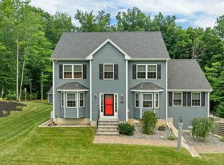 95 Olde Bridge Ln, Epping, NH 03042