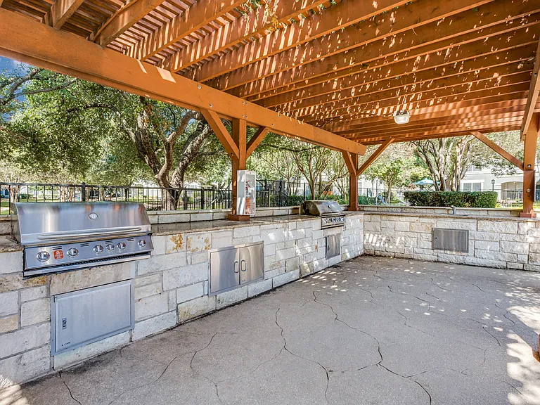 Sycamore Springs — Photo 18